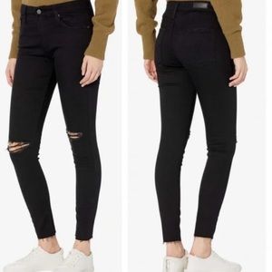 AG-Adriano Goldschmied Skinny Jean Size 30R